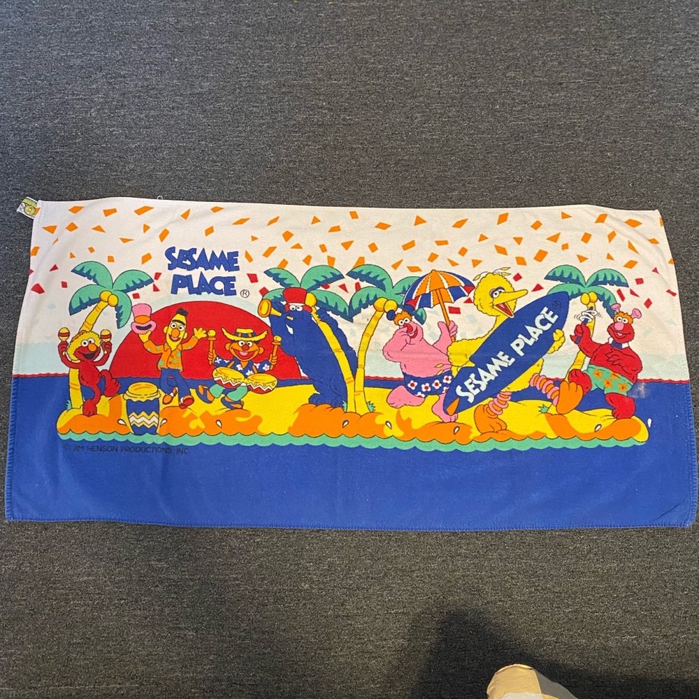 Vintage 1992 Sesame Place Sesame Street beach towel